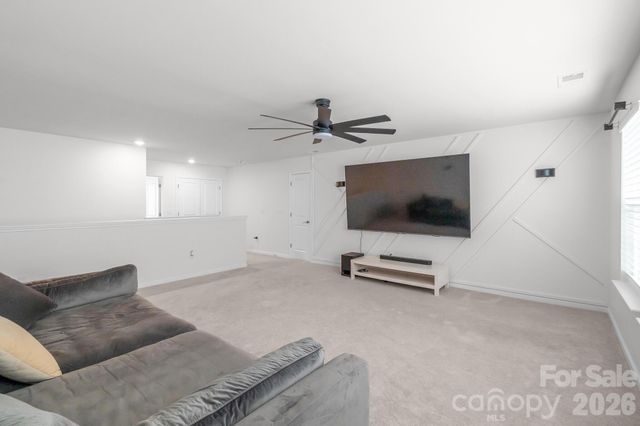 13007 Canterbury Castle Drive, Charlotte, NC 28273