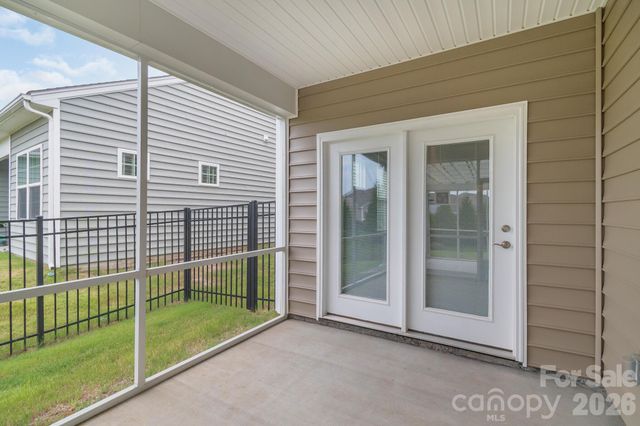 13007 Canterbury Castle Drive, Charlotte, NC 28273