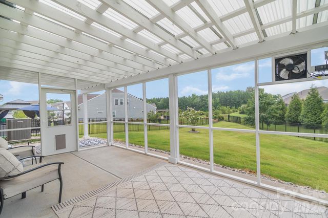 13007 Canterbury Castle Drive, Charlotte, NC 28273