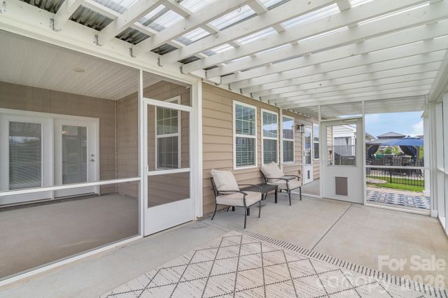 13007 Canterbury Castle Drive, Charlotte, NC 28273