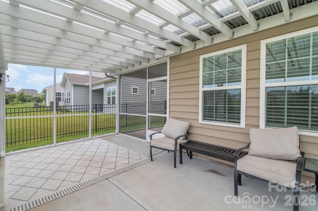 13007 Canterbury Castle Drive, Charlotte, NC 28273
