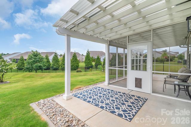 13007 Canterbury Castle Drive, Charlotte, NC 28273