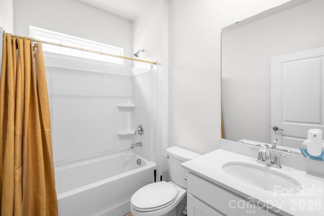 13007 Canterbury Castle Drive, Charlotte, NC 28273