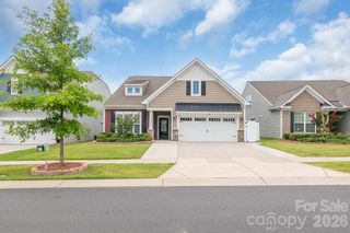 13007 Canterbury Castle Drive, Charlotte, NC 28273