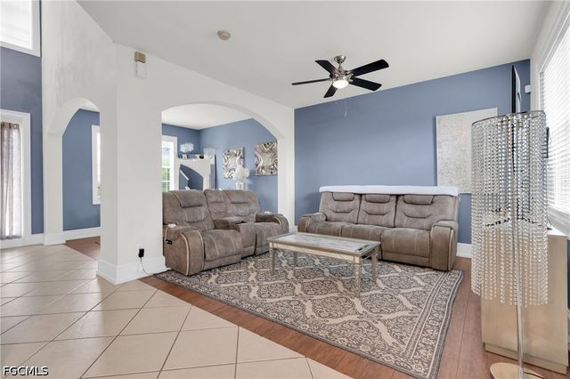 5562 Benton ST, Lehigh Acres, FL 33971