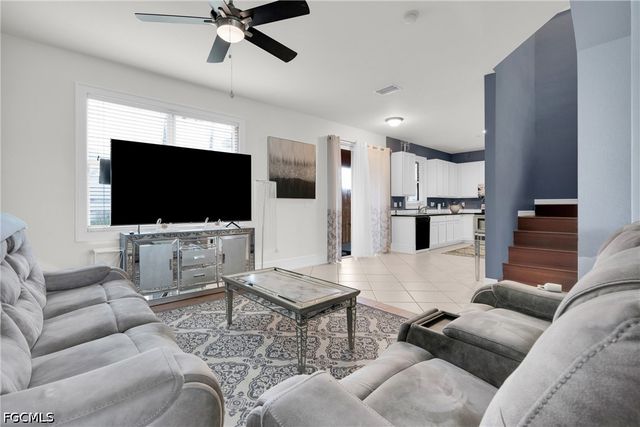 5562 Benton ST, Lehigh Acres, FL 33971
