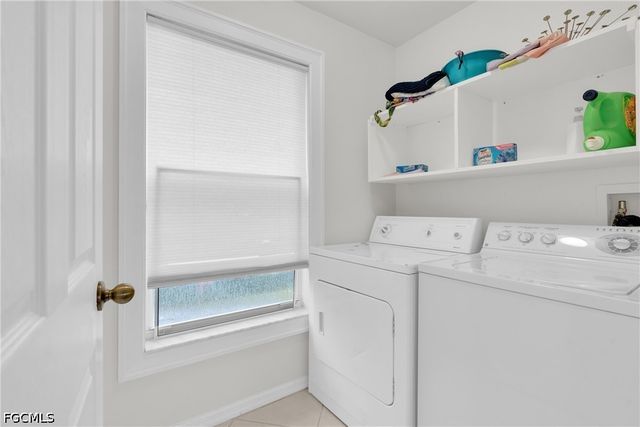 5562 Benton ST, Lehigh Acres, FL 33971