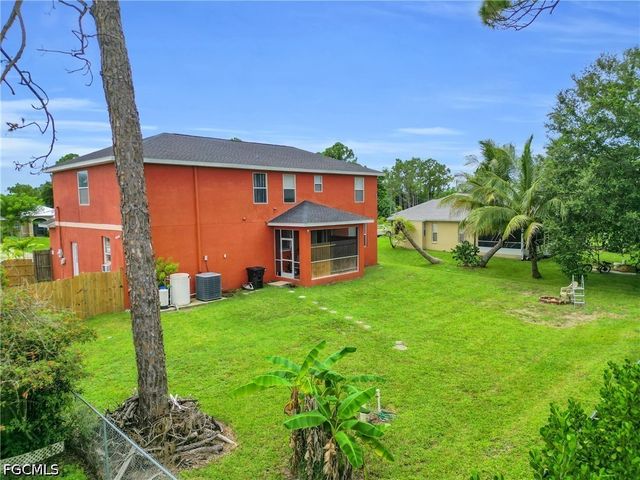 5562 Benton ST, Lehigh Acres, FL 33971