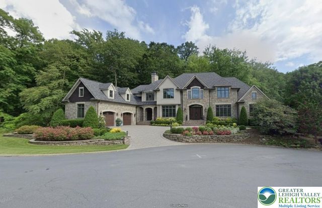 2120 Turnberry Court, Upper Saucon Twp, PA 18034