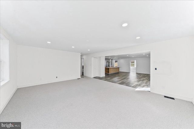 244 W SUMMIT AVE, West Grove, PA 19390