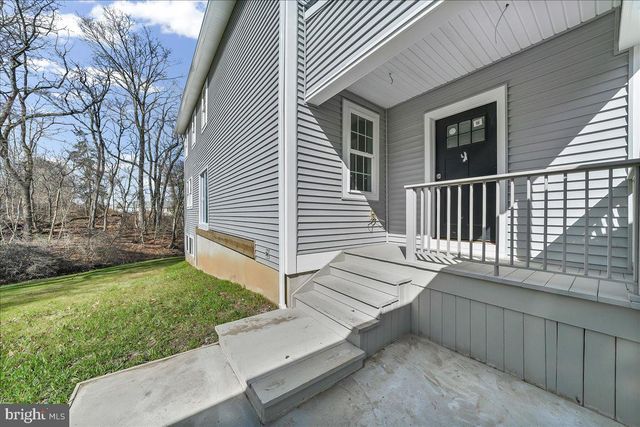 244 W SUMMIT AVE, West Grove, PA 19390