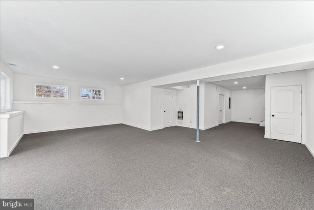 244 W SUMMIT AVE, West Grove, PA 19390