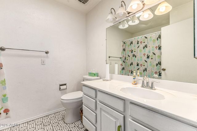 11002 N 45TH Street, Phoenix, AZ 85028