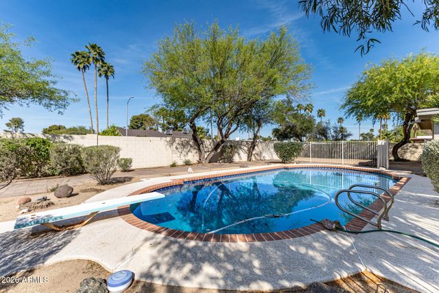 11002 N 45TH Street, Phoenix, AZ 85028