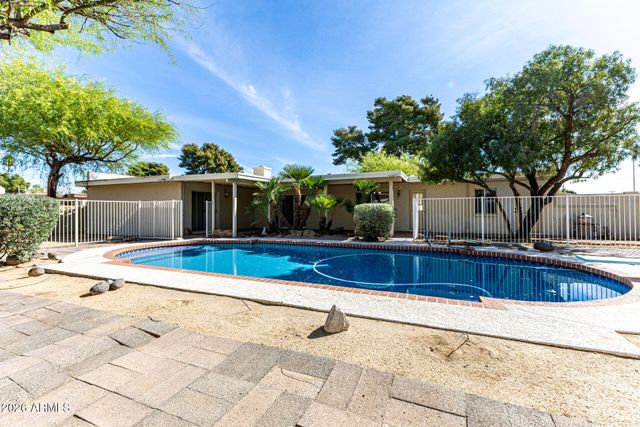 11002 N 45TH Street, Phoenix, AZ 85028