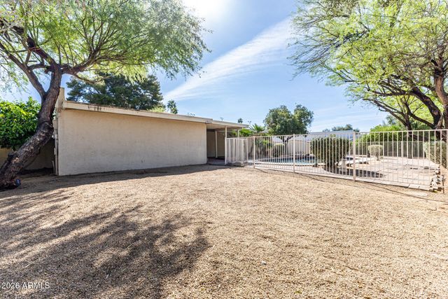 11002 N 45TH Street, Phoenix, AZ 85028