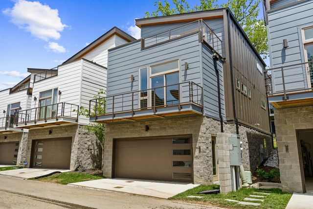 3038 Edwin Cir, Nashville, TN 37207