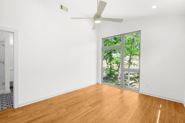 3038 Edwin Cir, Nashville, TN 37207