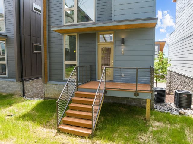 3038 Edwin Cir, Nashville, TN 37207