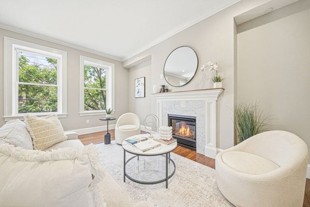 324 Tappan PH, Brookline, MA 02445