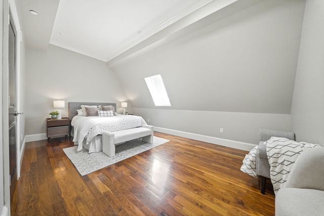 324 Tappan PH, Brookline, MA 02445