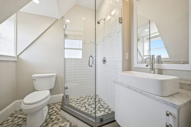 324 Tappan PH, Brookline, MA 02445