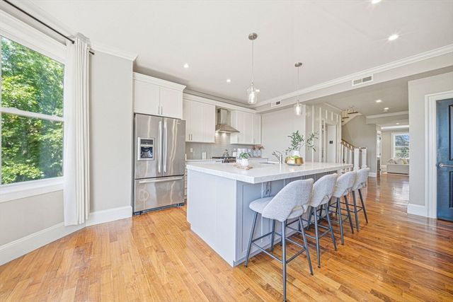 324 Tappan PH, Brookline, MA 02445