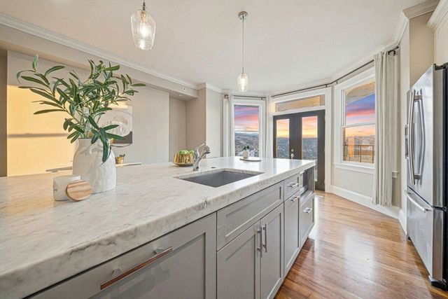 324 Tappan PH, Brookline, MA 02445