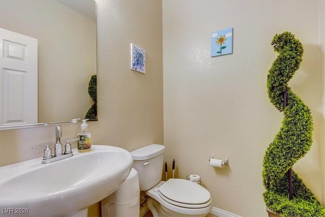 7255 Dazzle Point Street, North Las Vegas, NV 89084