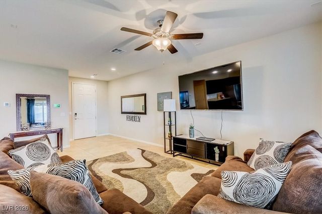 7255 Dazzle Point Street, North Las Vegas, NV 89084