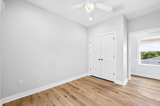 12835 E Conquistador Drive, Galveston, TX 77554