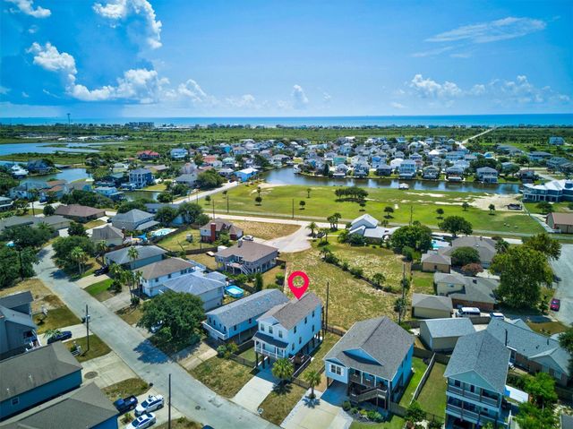 12835 E Conquistador Drive, Galveston, TX 77554