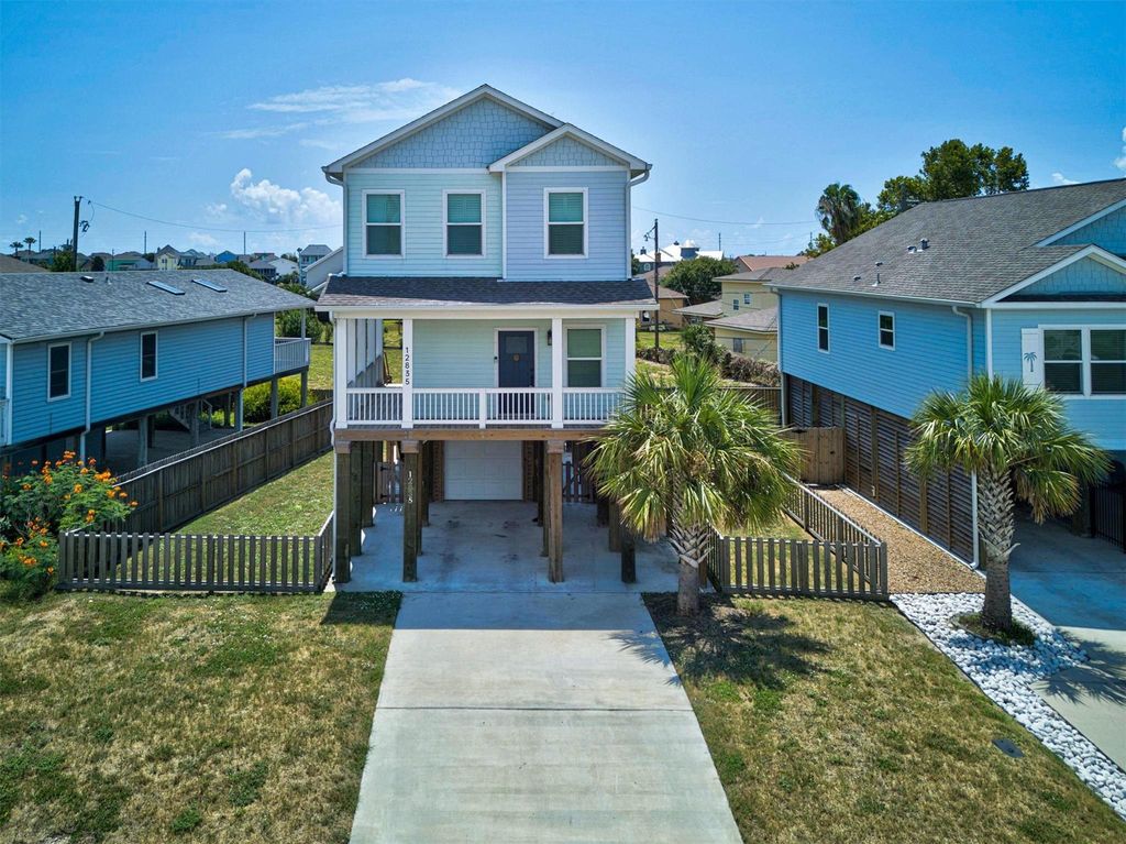 12835 E Conquistador Drive, Galveston, TX 77554