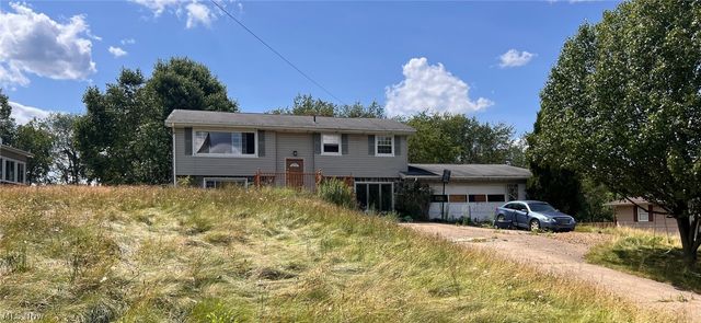 16719 Artistic Drive, East Liverpool, OH 43920