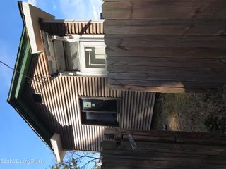 2537 Crop St, Louisville, KY 40212
