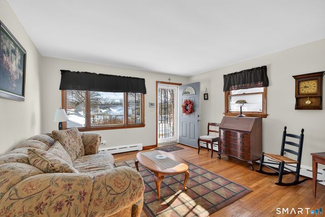 27 Robinwood Road, Waterbury, CT 06708