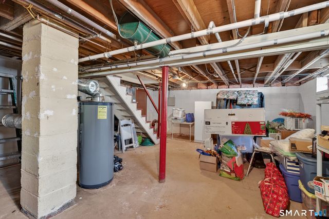 27 Robinwood Road, Waterbury, CT 06708