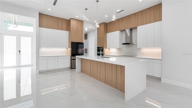 1687 19TH STREET SW, Naples, FL 34117