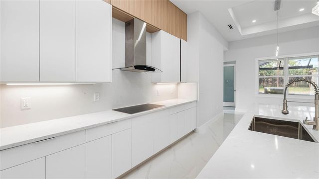 1687 19TH STREET SW, Naples, FL 34117