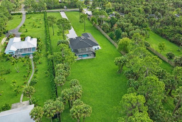 1687 19TH STREET SW, Naples, FL 34117