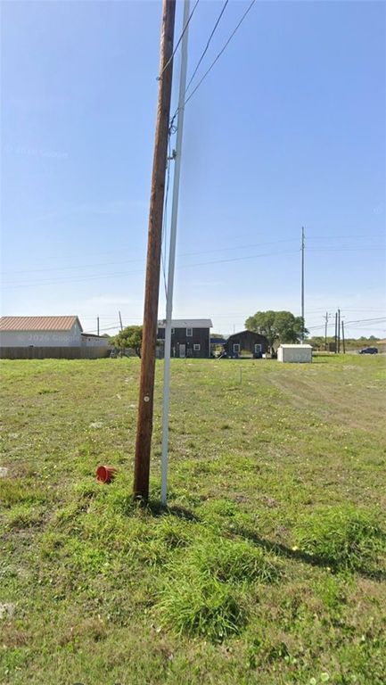 1914 Lynhurst Dr, Corpus Christi, TX 78418 — photo 3