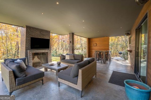 538 Highway 356, Helen, GA 30545