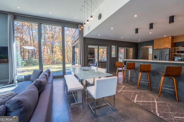 538 Highway 356, Helen, GA 30545