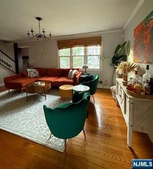 1 Courier Place, Rutherford, NJ 07070