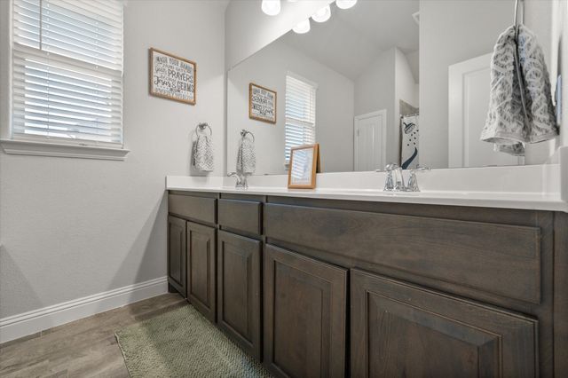 5610 Goodnight Court, Midlothian, TX 76065