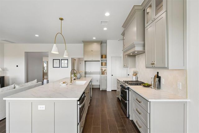 6900 Lake View Court, Cashion, OK 73016