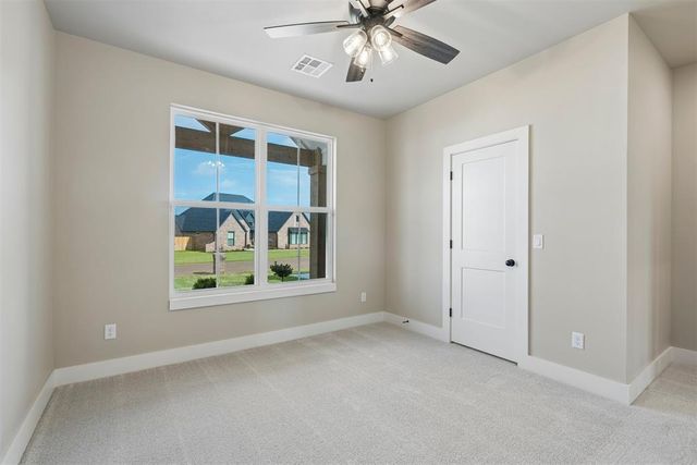 6900 Lake View Court, Cashion, OK 73016