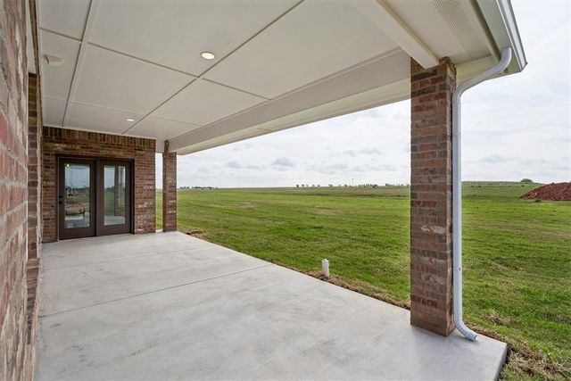 6900 Lake View Court, Cashion, OK 73016