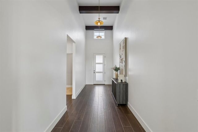 6900 Lake View Court, Cashion, OK 73016