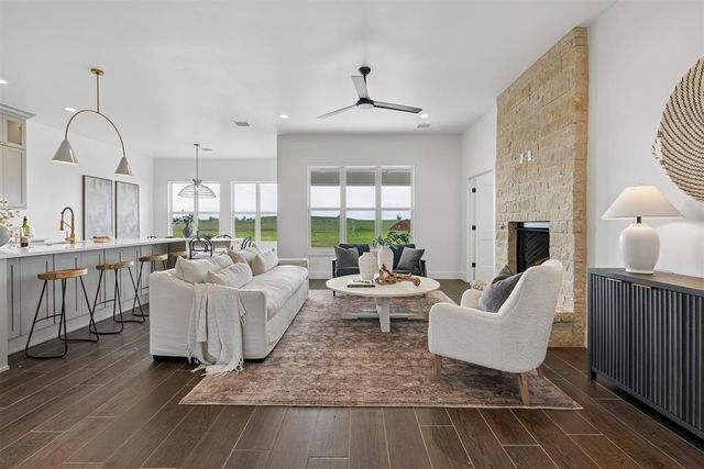 6900 Lake View Court, Cashion, OK 73016